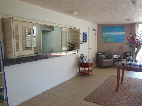 Whale Watch Ocean Beach Resort - E Caravan Parks 10