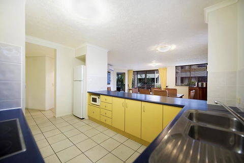 Whale Watch Ocean Beach Resort - E Caravan Parks 13