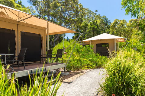 Castaways Moreton Island - E Caravan Parks 1