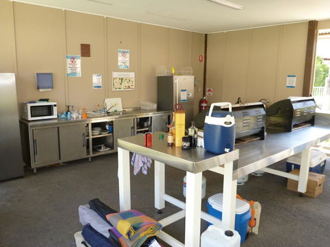 Castaways Moreton Island - E Caravan Parks 19
