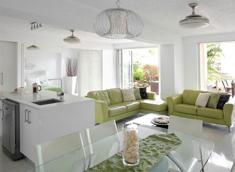 Hotel Laguna - E Caravan Parks 2