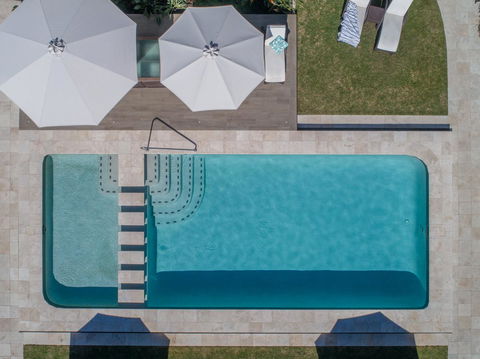 Hotel Laguna - E Caravan Parks 13