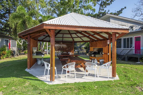 Kooyong Apartment 1 - E Caravan Parks 9