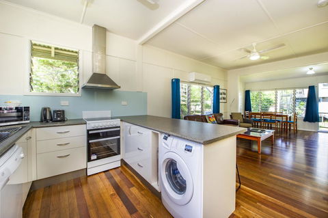 Kooyong Apartment 1 - E Caravan Parks 3