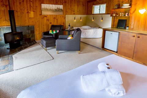 Granite Belt Retreat And Brewery - E Caravan Parks 11