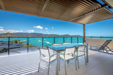 Mirage Whitsundays - E Caravan Parks 5