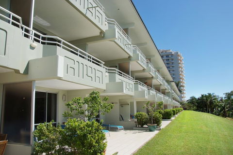 Poinciana 112 - E Caravan Parks 9