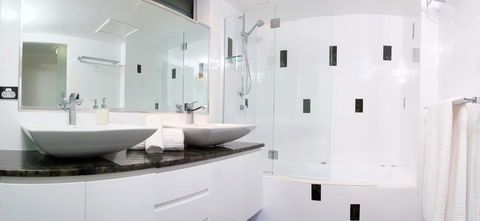 Poinciana 112 - E Caravan Parks 15