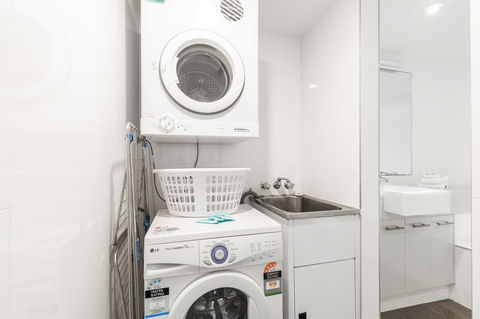 The Cove Noosa - E Caravan Parks 13