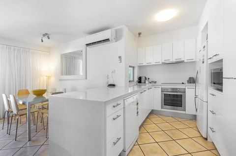 The Cove Noosa - E Caravan Parks 9