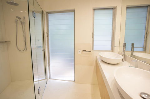 The Cove Noosa - E Caravan Parks 39