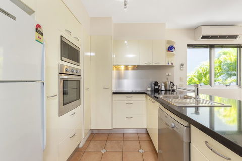 The Cove Noosa - E Caravan Parks 5