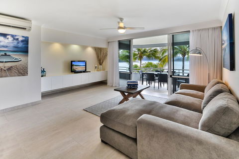Frangipani 104 - Hamilton Island - E Caravan Parks 1
