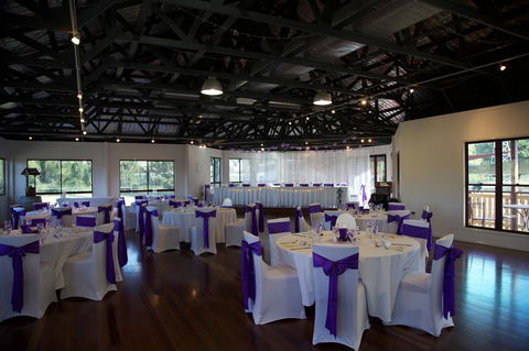 The Bearded Dragon Boutique Hotel - E Caravan Parks 11