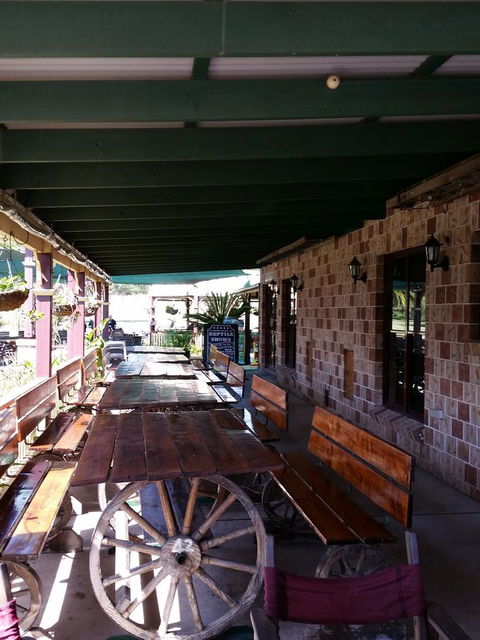 The Bearded Dragon Boutique Hotel - E Caravan Parks 37