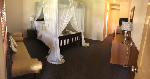 The Bearded Dragon Boutique Hotel - E Caravan Parks 7
