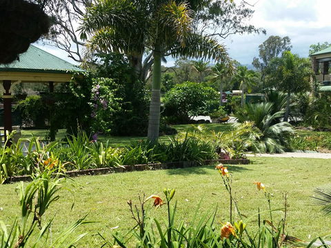 The Bearded Dragon Boutique Hotel - E Caravan Parks 30