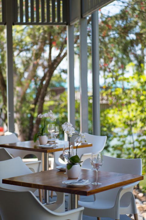 Heart Hotel And Gallery Whitsundays - E Caravan Parks 18