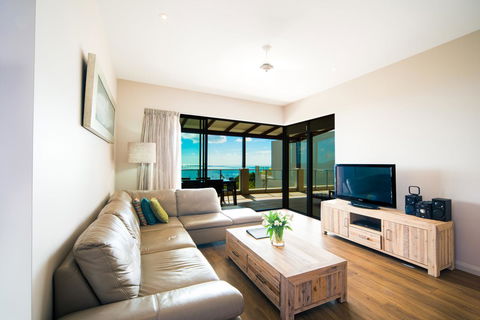 Whitsunday Reflections - E Caravan Parks 12