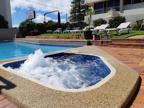 Surfers Chalet - E Caravan Parks 2