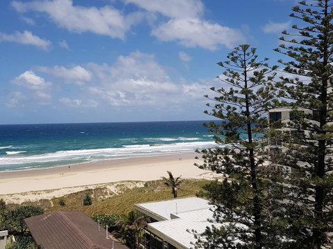 Surfers Chalet - E Caravan Parks 35