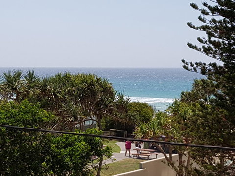 Surfers Chalet - E Caravan Parks 28