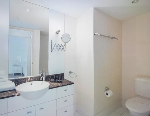 Circle Luxury Holidays - E Caravan Parks 1
