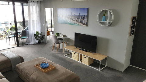 Circle Luxury Holidays - E Caravan Parks 15