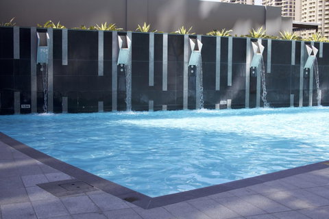 Circle Luxury Holidays - E Caravan Parks 18