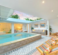  ANDY'S BEACH HOUSE  - E Caravan Parks