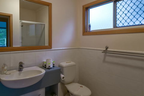 Bella Vista On Nara Pets Welcome - E Caravan Parks 17