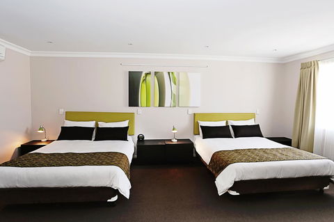 Drovers Motor Inn - E Caravan Parks 10