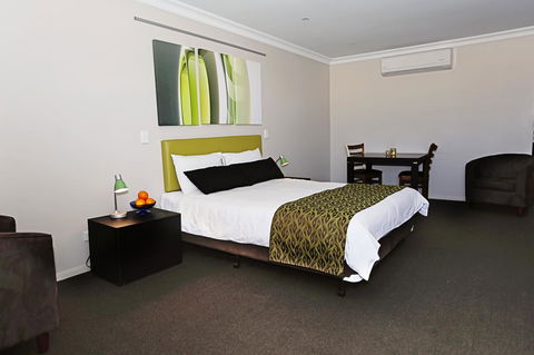 Drovers Motor Inn - E Caravan Parks 15