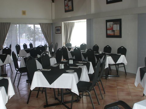 Dalby Manor Motor Inn - E Caravan Parks 24
