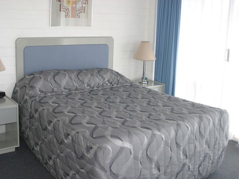Dalby Manor Motor Inn - E Caravan Parks 31