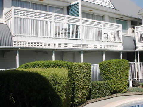 Dalby Manor Motor Inn - E Caravan Parks 18