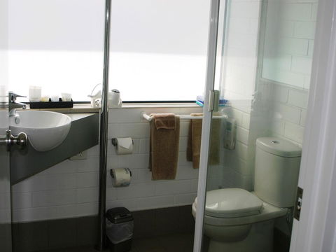 Dalby Manor Motor Inn - E Caravan Parks 20
