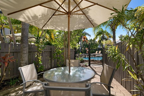 Skippers Cove Waterfront Resort - E Caravan Parks 17
