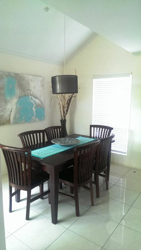 Skippers Cove Waterfront Resort - E Caravan Parks 8