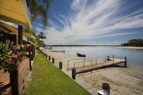Skippers Cove Waterfront Resort - E Caravan Parks 2