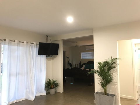 Whitsunday Luxury Homes - E Caravan Parks 12