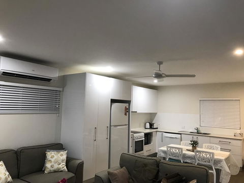 Whitsunday Luxury Homes - E Caravan Parks 14