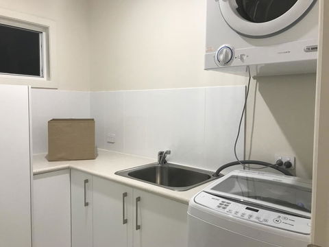 Whitsunday Luxury Homes - E Caravan Parks 40