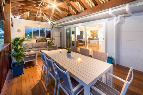 Whitsunday Luxury Homes - E Caravan Parks 1