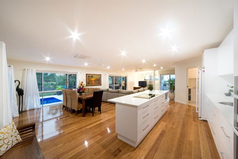 Whitsunday Luxury Homes - E Caravan Parks 5