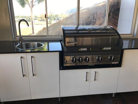 Whitsunday Luxury Homes - E Caravan Parks 19