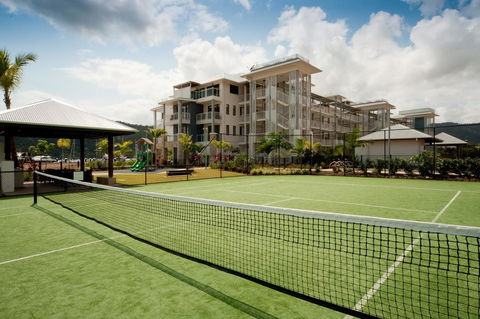The Boathouse Apartments - E Caravan Parks 6
