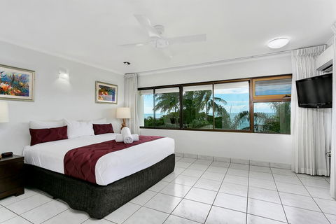 Roydon Beachfront Apartments - E Caravan Parks 3
