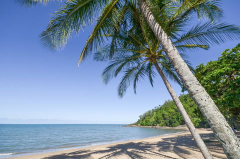 Roydon Beachfront Apartments - E Caravan Parks 26