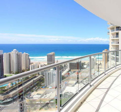 Beach Stay - Ocean & Riverview Resort Chevron Renaissance Central Surfers Paradise - E Caravan Parks 0